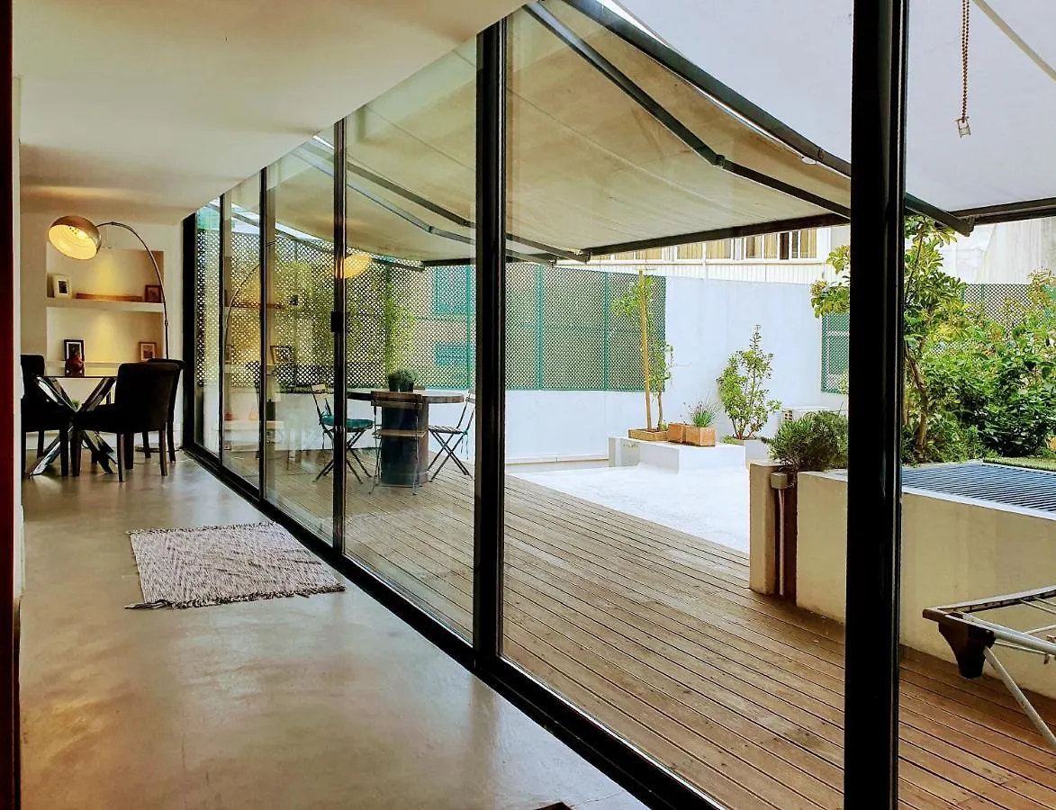 Marques De Pombal Terrace By Lisbon Village Apartments