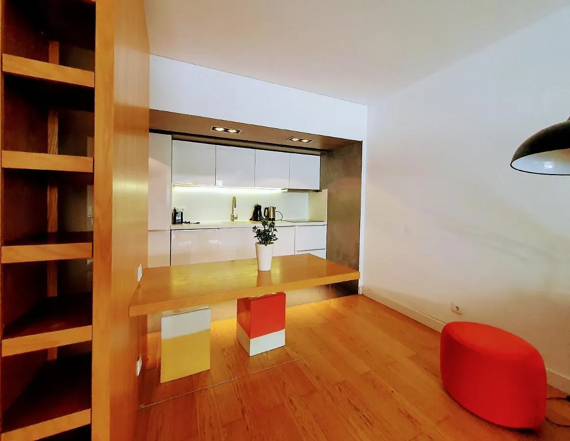 Marques De Pombal Terrace By Lisbon Village Apartments